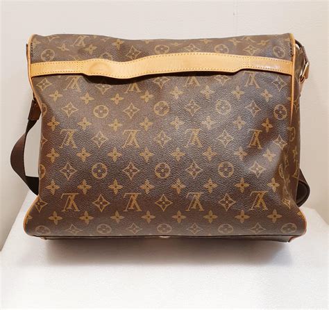 louis vuitton canvas messenger|authentic Louis Vuitton Messenger bag.